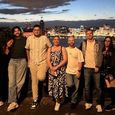 ManLikeRyann's profile picture. Just an average 5'5 an a half, 29 year old, Bald As Fuck. Becky💕