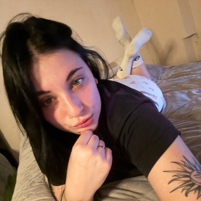 Tina_QT_'s profile picture. i'll make you stay, i promise  
Too hot to ignore & too tempting to resist🥵
Check the link in my BIO to see what i'm all about