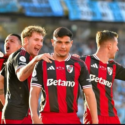 DanielSueldo9's profile picture. 