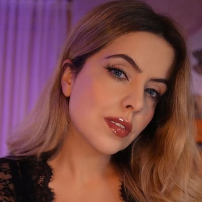 DahliahL15876's profile picture. 