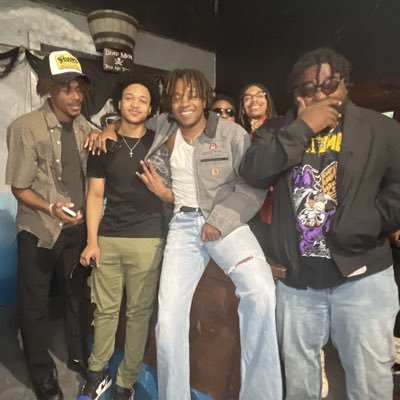 Nolimitdevvo's profile picture. i tweet mostly bout the houston rockets