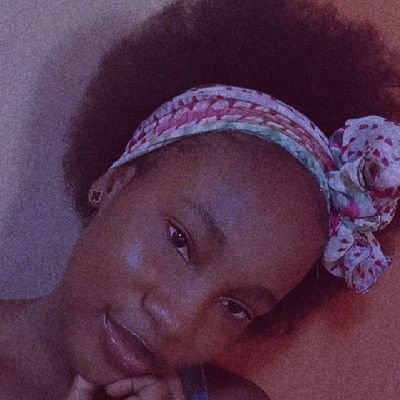 ZibahLayan's profile picture. Learning, healing, becoming / An aspiring public health nurse / And… yes, the one whom God delights in (HEPHZIBAH).