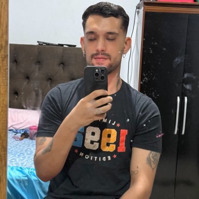 jaunvitulove's profile picture. 