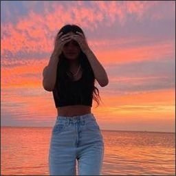 jqYbvBU25FjrxCc's profile picture. 