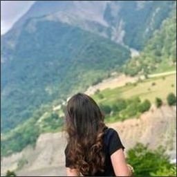 pHuMN0C0Yis6A's profile picture. 