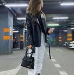 4j05Tu2hef8bo5L's profile picture. 