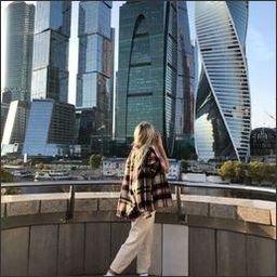 54GWP7D6gO1W21's profile picture. 