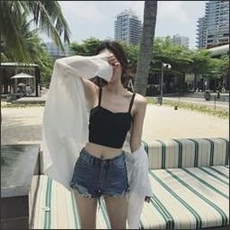 e72wTJ88RxbhI's profile picture. 