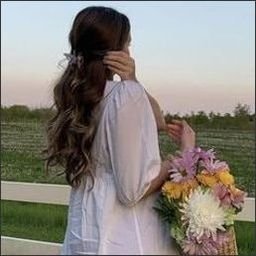 54qdtxG26C0vpb's profile picture. 