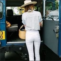 Avroxer318119's profile picture. 