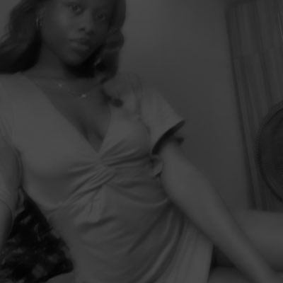 yvsaintt's profile picture. very feminist🫧💜💜💜