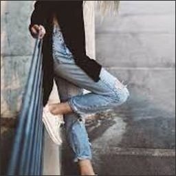 Eavoeqau917926's profile picture. 