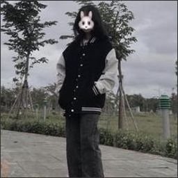 Crawfe8752's profile picture. 