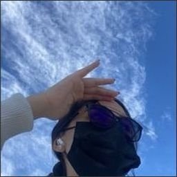 Quouhea154146's profile picture. 