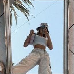 Prouvgor373518's profile picture. 