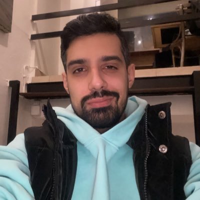 Sawmanss's profile picture. دکتری که مدرک پنجاه تومنی داره