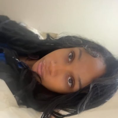 eleaseshitz's profile picture. e’s diary 📔 I rather use speech to text and post videos instead of actually journaling