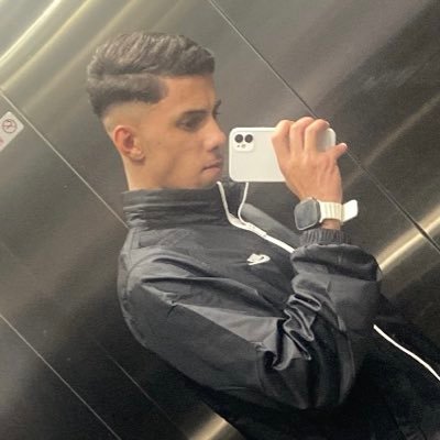 alvesska_'s profile picture. 