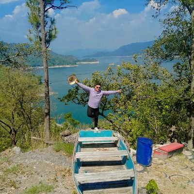 xatruch84's profile picture. Irreverente y de derecha, a la izquierda solo el corazón🩵