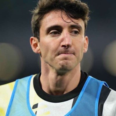 alkufani's profile picture. بعيد عن الانتماءات ⚽️🧠 محب لفكر المدرب دي زيربي Bodybuilding coach at Al-Haddad Gym in Benghazi⚫️⚪️