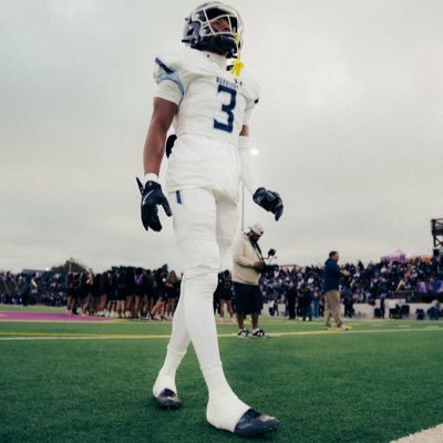 RileyMcelvanee3's profile picture. 