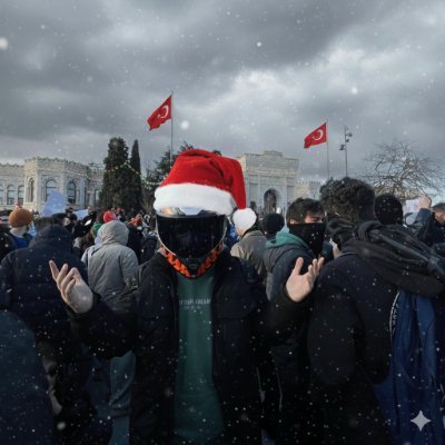 niyebenamkw's profile picture. Atamı sevmeyene kafam hediye https://t.co/1s1DT7GlUN