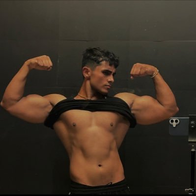 satyamwrites's profile picture. Doing cool shit and sharing it with you all!