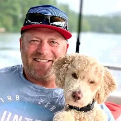 OscarBrown23054's profile picture. 