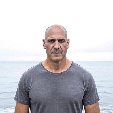 John_Brennincks's profile picture. 🌟 Levensgenieter | Denker & Doener | Altijd in voor koffie en goede vibes ☕✨ #CarpeDiem