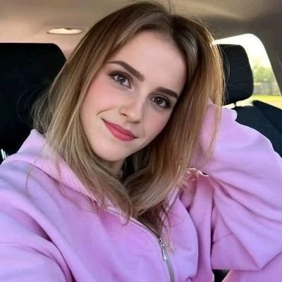 Emmawaston31431's profile picture. 