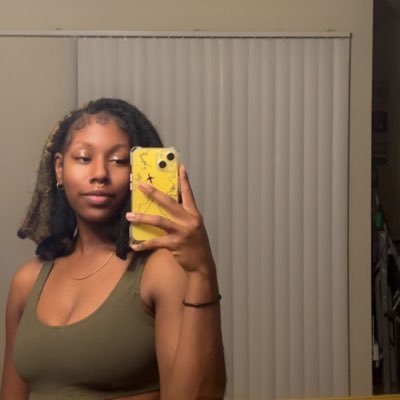 juiceboxmisha's profile picture. shhhhh, stop talking.