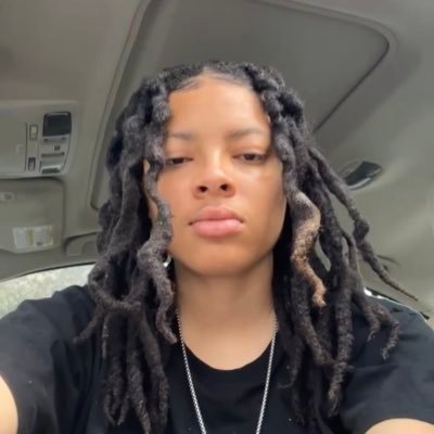 maiadidntwakeup's profile picture. 