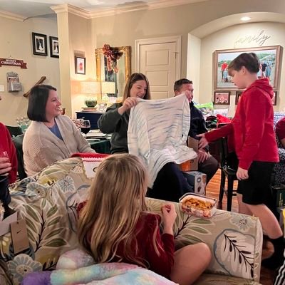 Elizabethj45641's profile picture. Here to help your campaign grow and bring in donations. Let’s do it together!