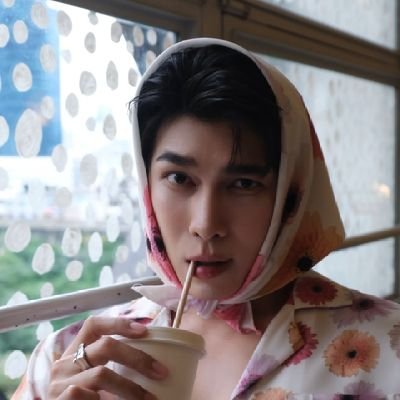 SoldeLima3's profile picture. I have been Mewlion since December 2018. I lost my previous account, but I am always here supporting Mew.  💙