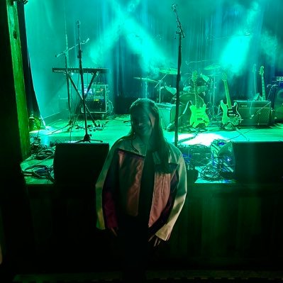 fayemoony's profile picture. love you till we’re food for the worms to eat♡