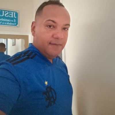 PauloMaurc91580's profile picture. Cantor, músico profissional,Poeta, escritor e cientista Comportamental