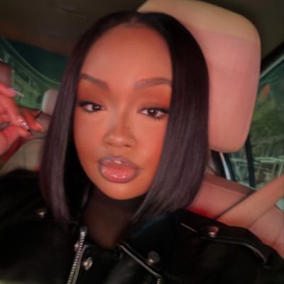 thedolllken's profile picture. 