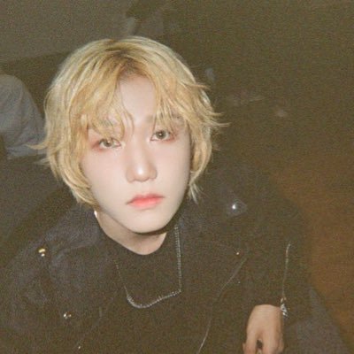 bibadewbee's profile picture. woah woah woah … guysh