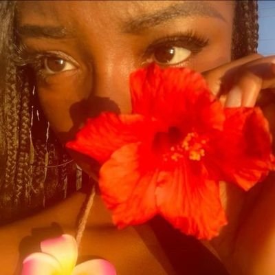 Alex_kim789's profile picture. jardim de estrelas . 🌻.

‧₊˚❀ gatinhos fofos e 𝙥𝙡𝙖𝙣tinhas.
🥥  Oorun encantado