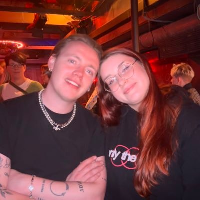 hejkamorelka00's profile picture. live laugh love  | she/her | 19 | @hejkamorelkapv