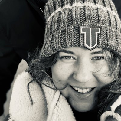 Amhellie's profile picture. 𝐸𝑙𝑙𝑒 𝑜𝑢𝑏𝑙𝑖𝑎 𝑙𝑒𝑠 é𝑡𝑜𝑖𝑙𝑒𝑠⭐𝑙𝑎 𝑙𝑢𝑛𝑒🌙𝑙𝑒 𝑠𝑜𝑙𝑒𝑖𝑙☀️Scenograph/Social worker/Art conservator + Owner of the biggest JvP's fanclub