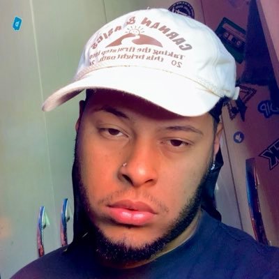 suckerpires's profile picture. 