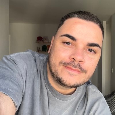 rafaelgitanoo's profile picture. Ator e jornalista | Me siga no tiktok!
