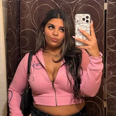 LanaSymone's profile picture. 053117 . 080722 🕊