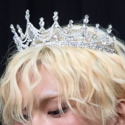 faerieseoire's profile picture. reclamando da vida na maior parte e na outra falando de changbin tsuki e hyun.

 @seolarismo/@HYUNlSMO's priv/rant.