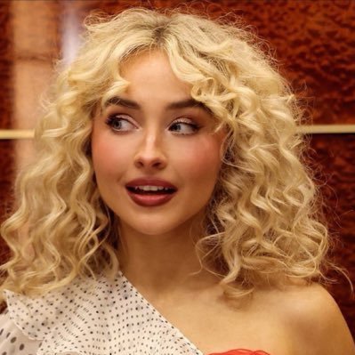 prttyandwitty's profile picture. every good thing has turned into something i dread