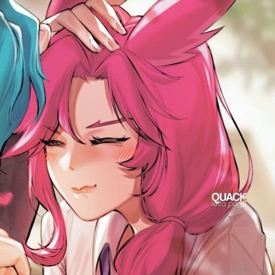 AsphyxiaIonic's profile picture. A veces hablo de música y libros 🎶 ✨️ Animated movies aren't just for kids~