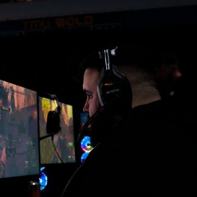 VindaIoo's profile picture. Assault rifle connoisseur  | ❤️@Sketchyyy__ | Saved ✝️