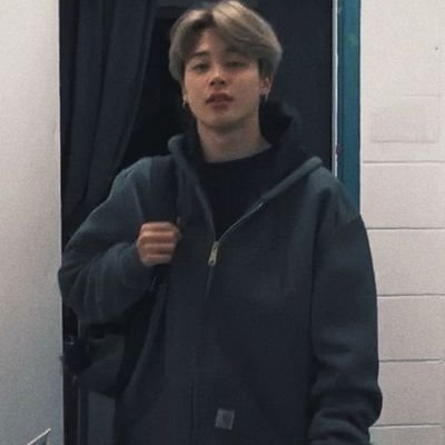 Tinytornado_xo's profile picture. 