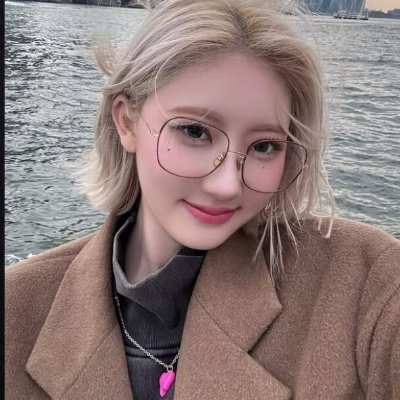 shinmonstiez's profile picture. 